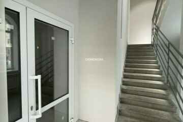 Помещение своб.назн., 110 м², 1/2 эт.