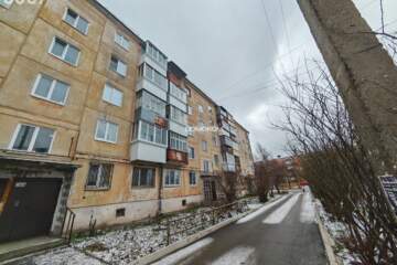 2-к квартира, 44 м², 3/5 эт.