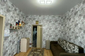 2-к квартира, 47 м², 2/2 эт.