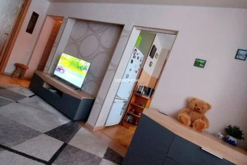 2-к квартира, 42,3 м², 1/5 эт.