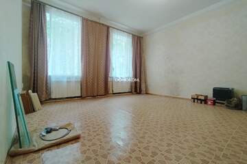 1-к квартира, 42,3 м², 1/3 эт.