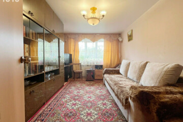 2-к квартира, 43 м², 1/5 эт.